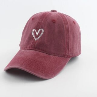 Casquette Rouge Effet Délavé Coeur